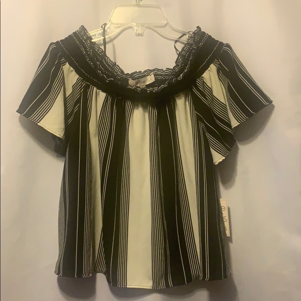 Short sleeve Blouse top
